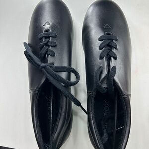 Capezio CG17 Fluid Tap